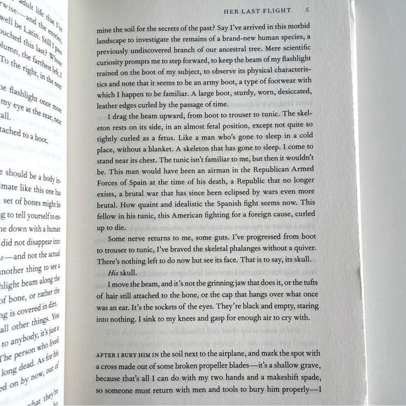 BOOK, NOVEL, “Her Last Flight”, Beatriz Williams, NYT Bestselling Author… - Picture 8 of 13